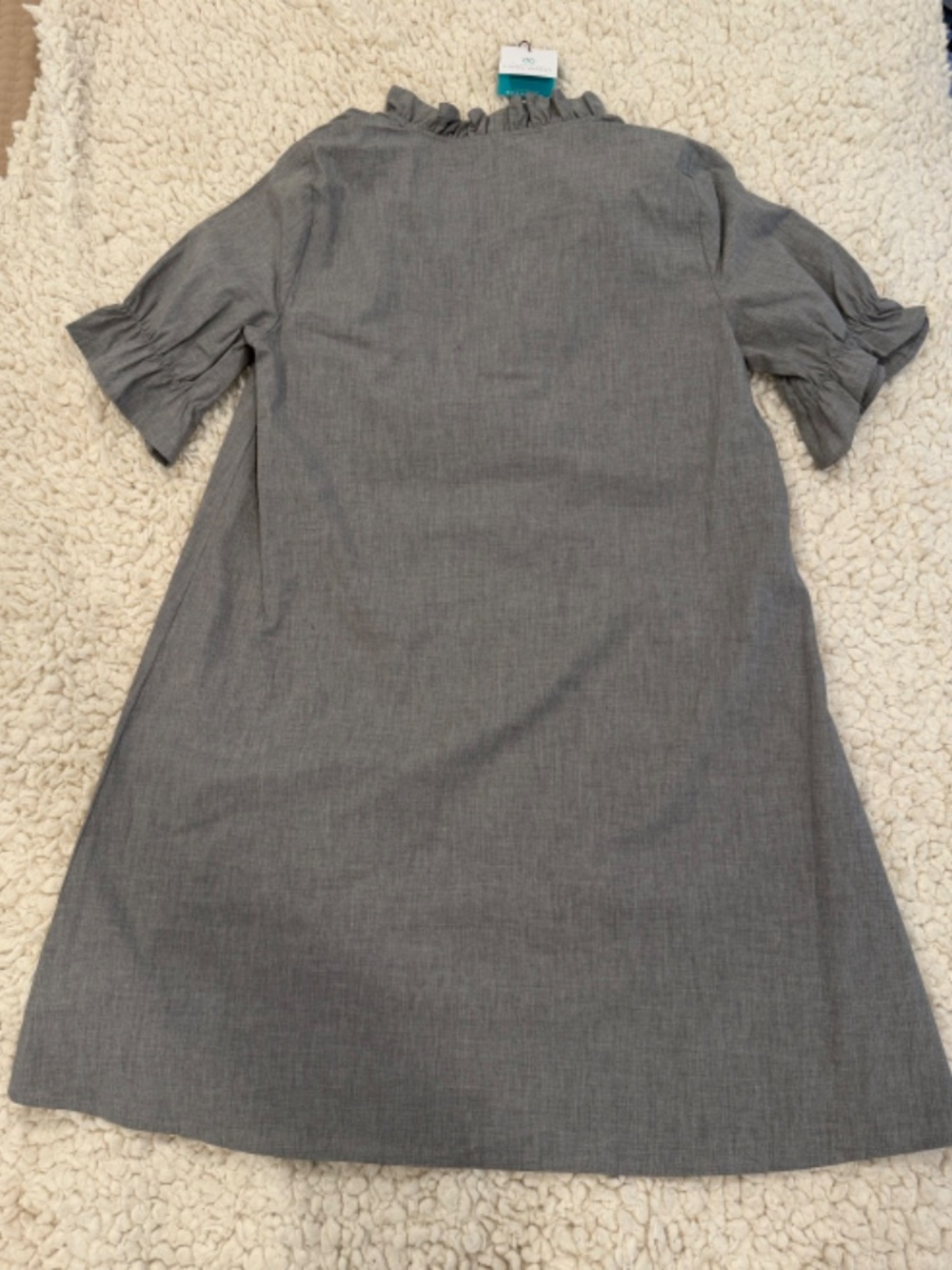 Dress - Picture 3 of 3